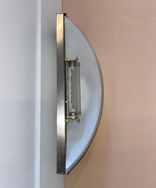 Rectangular wall lamp, brushed metal and glass