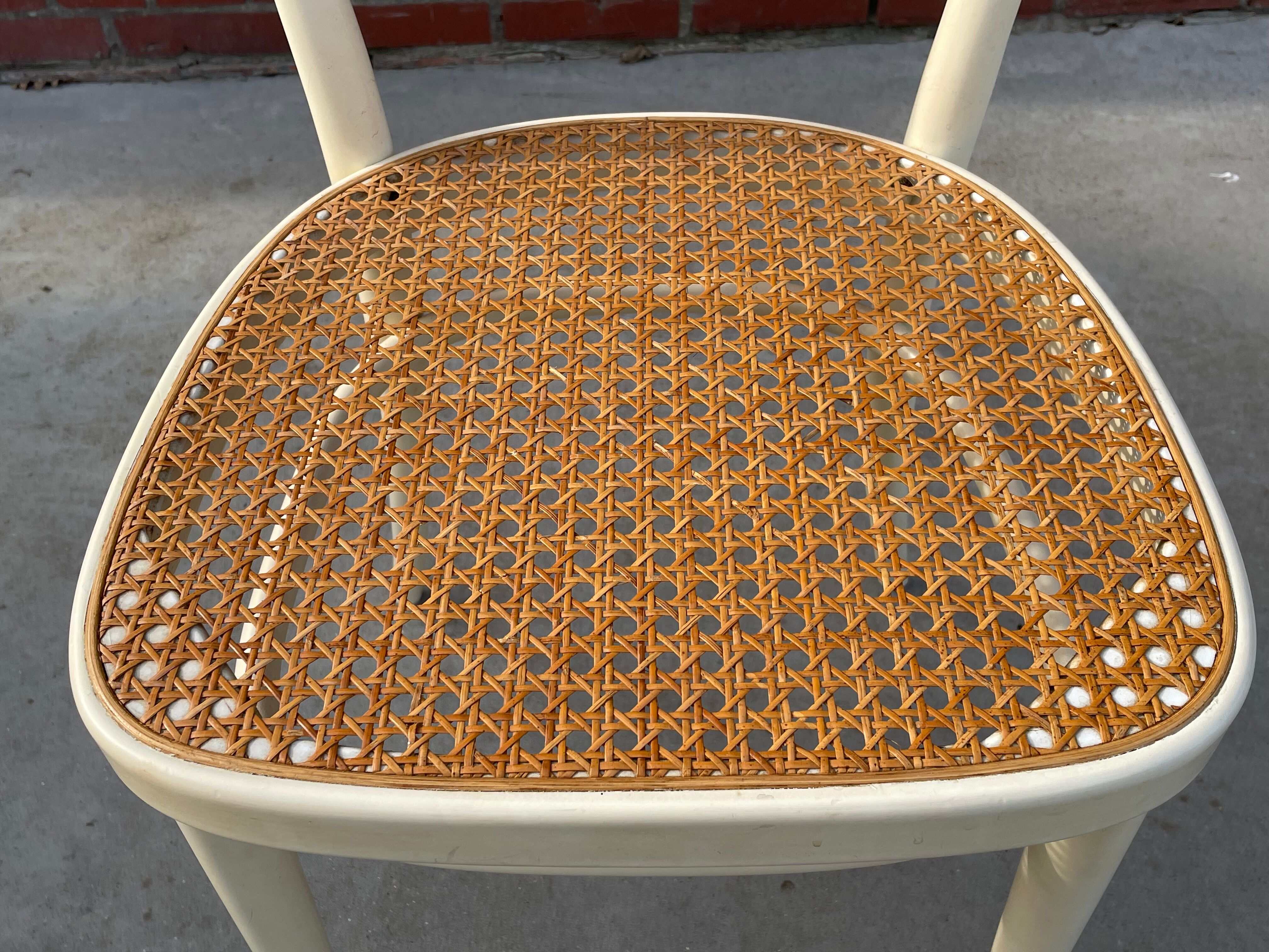 Vintage Thonet no 14 authentic white