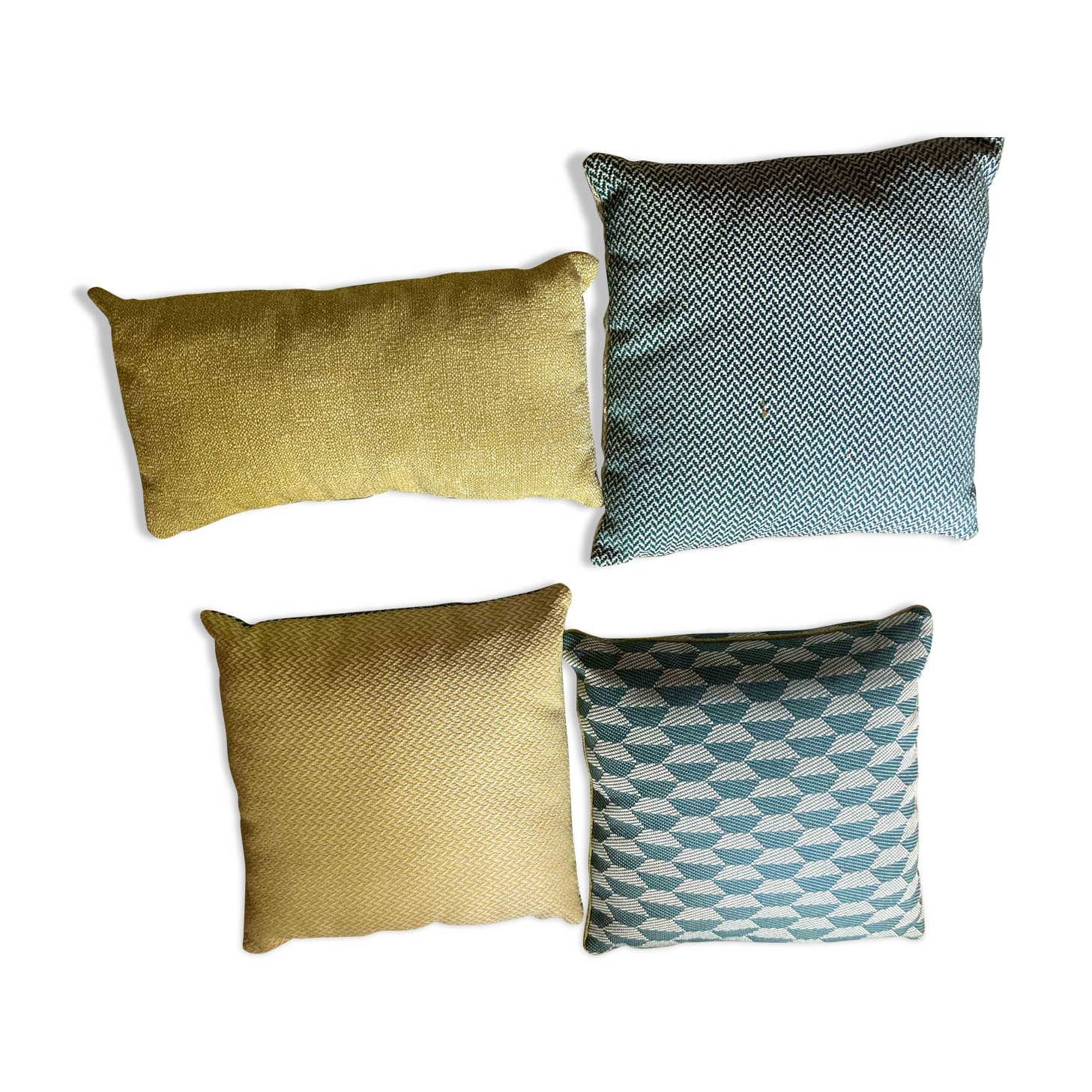 Outdoor cushion set
