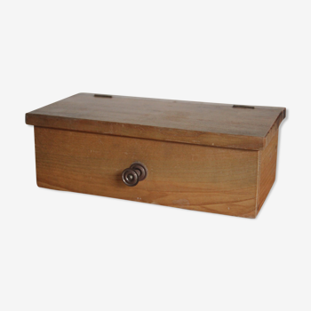 Wooden sewing box