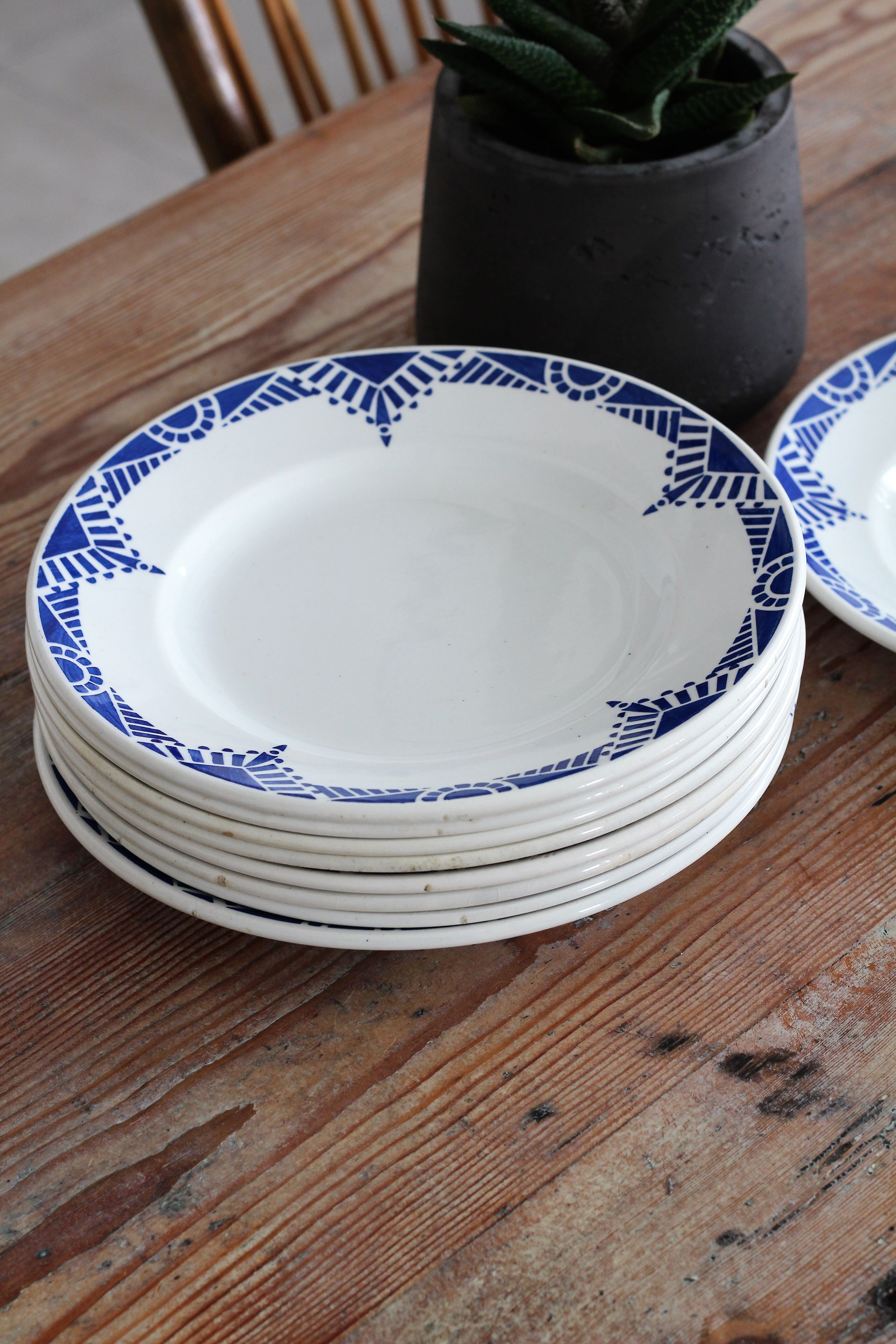 Lot of 9 art deco plates Moulin des Loups