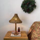 Lampe de table en osier de rotin de style vintage