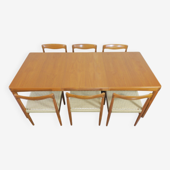 Table and 6 chairs by H.W. Klein in teak and paper cord for Bramin.