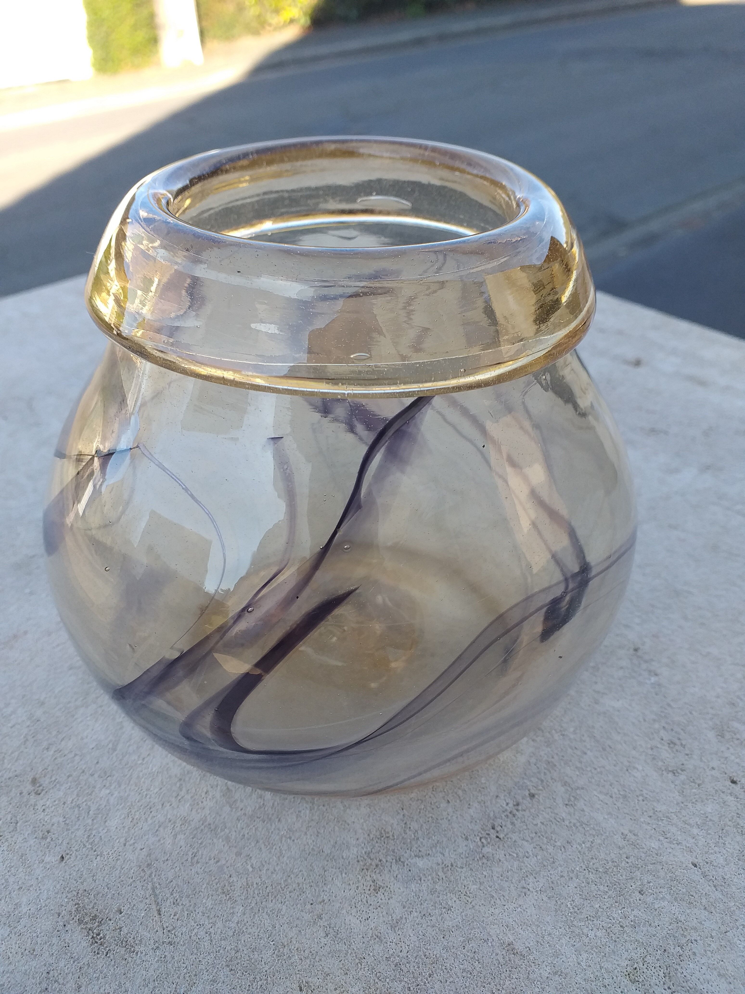 Smoked glass paste vase with 70s Vintage purple inclusions Maure-Vieil - Bob le Bleis