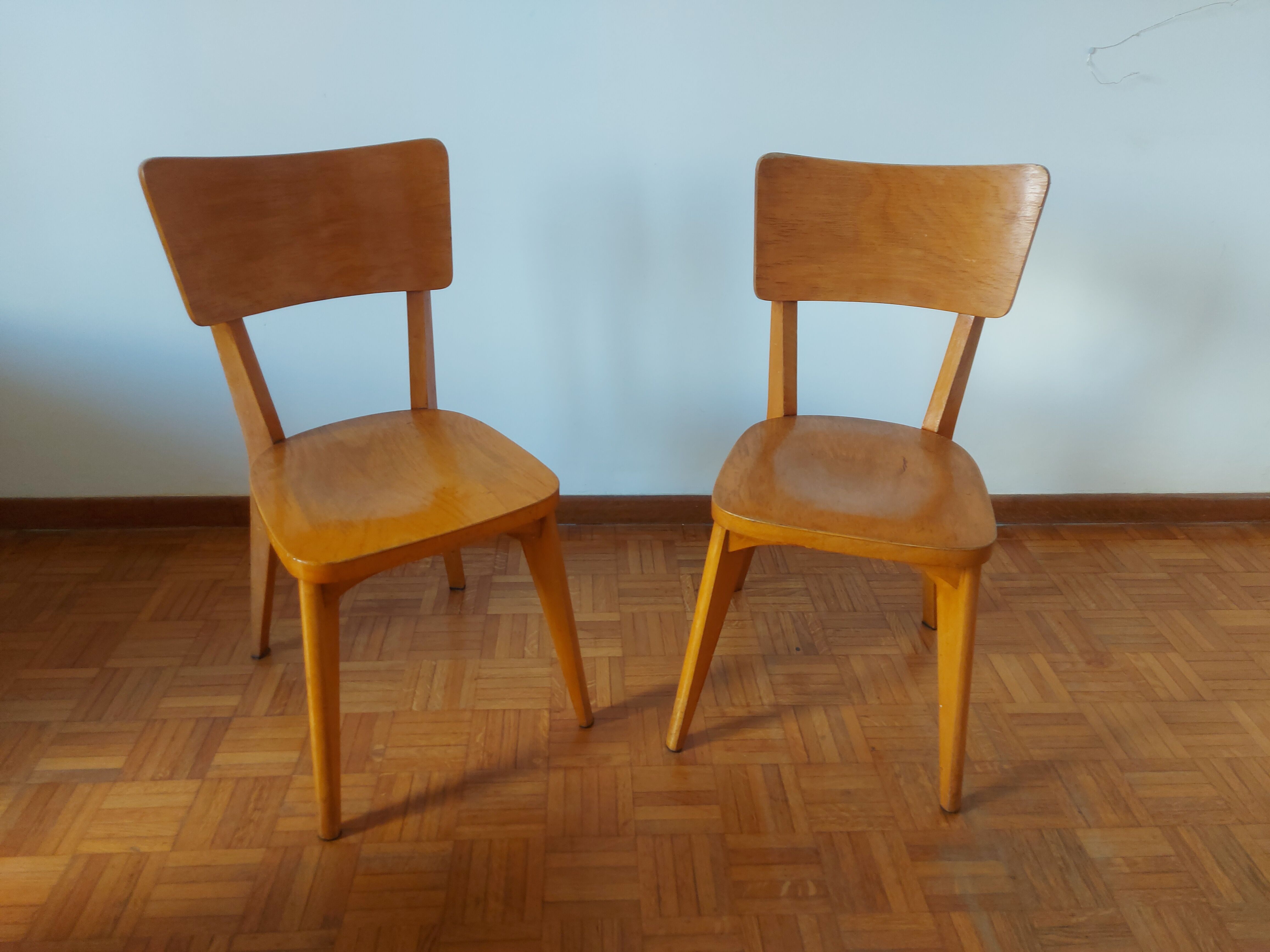 TWO ONE-PIECE VINTAGE WOODEN CHAIRS