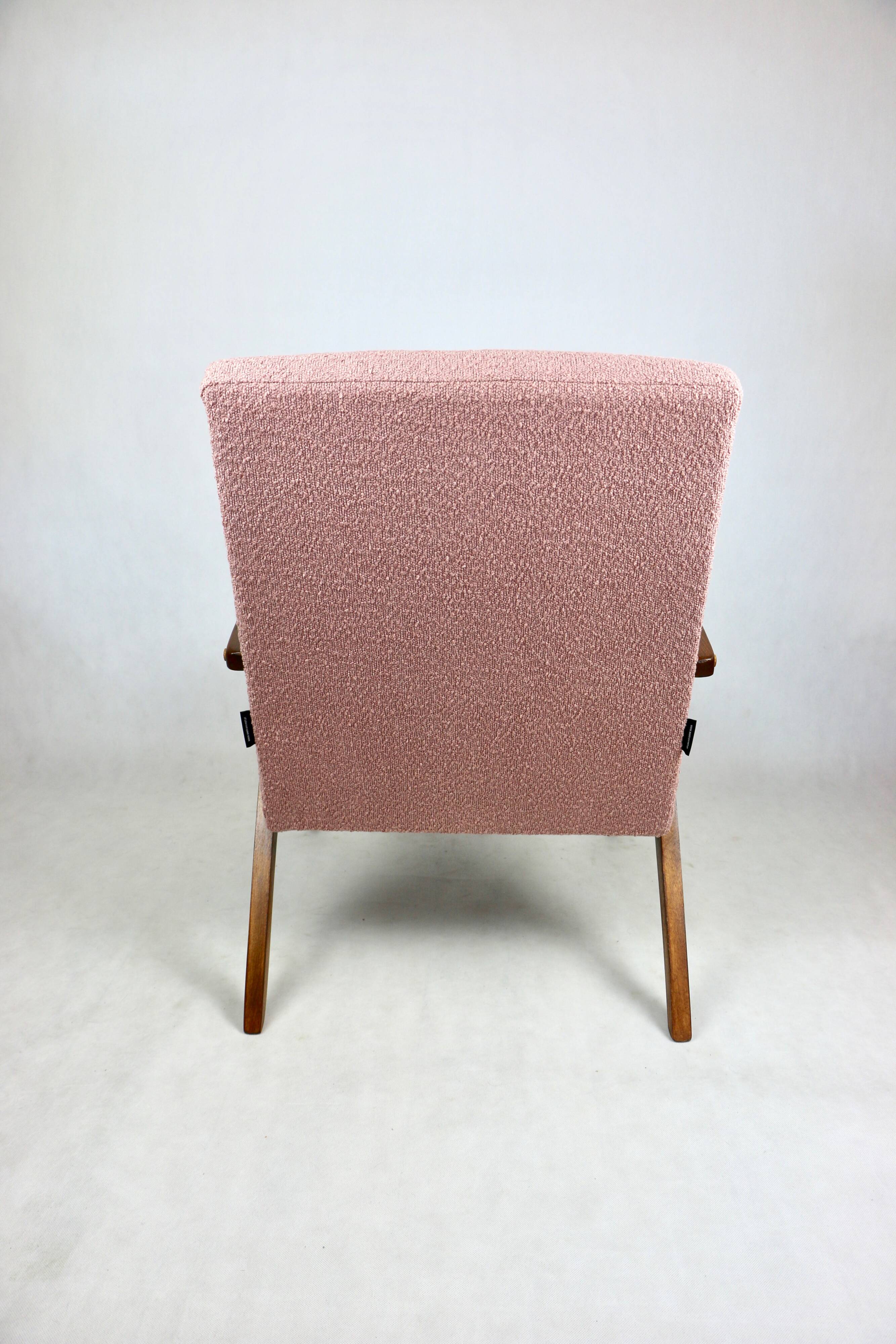 Vintage armchair B-310 VAR pink structural boucle 1970s - 2 pieces available