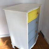 Painted vintage chest of drawers