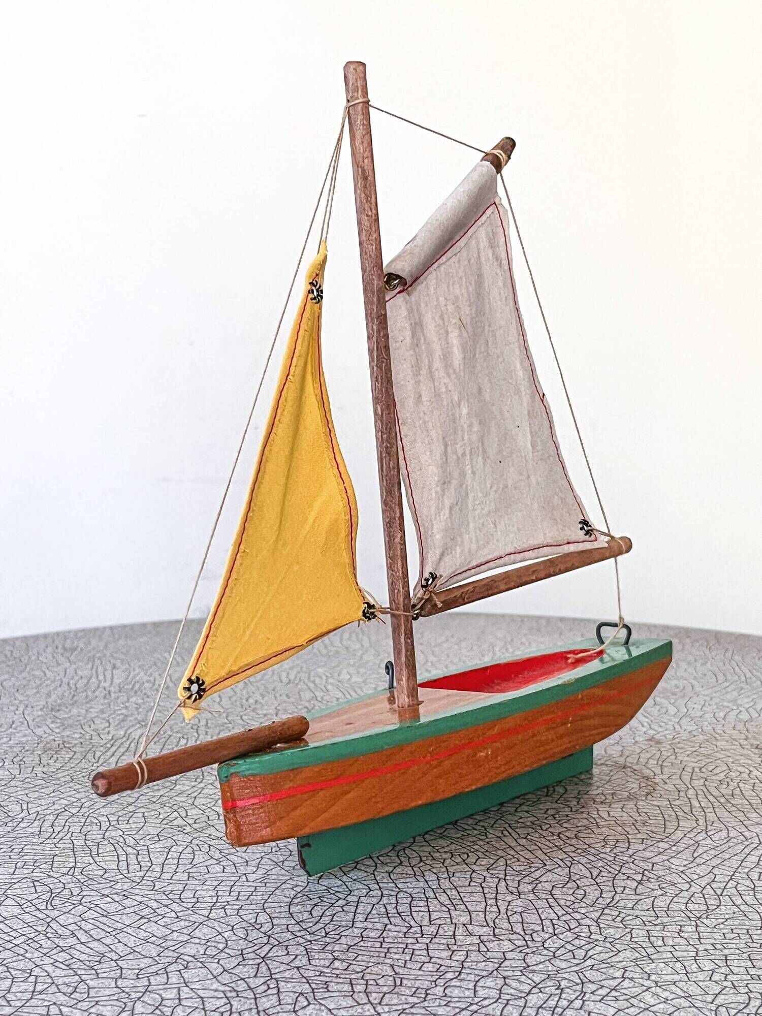 Giraud Sauveur brand half-deep hull basin sailing barge.