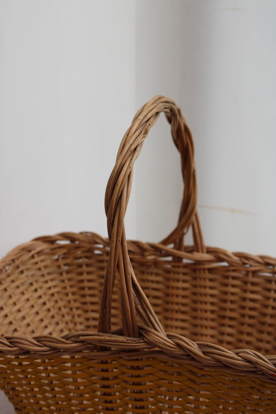 Wicker basket