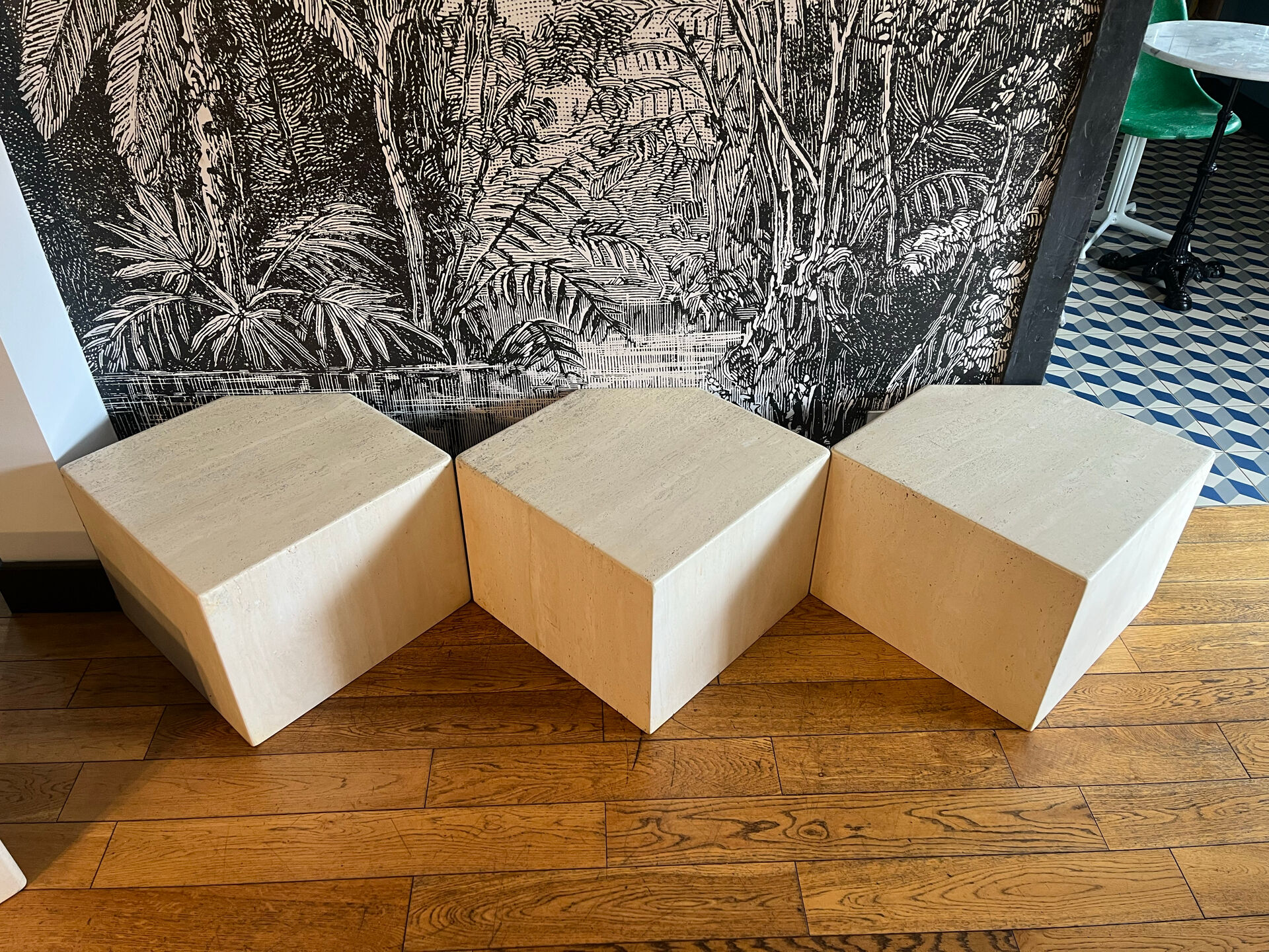 Modular coffee table in travertine, 4 elements.