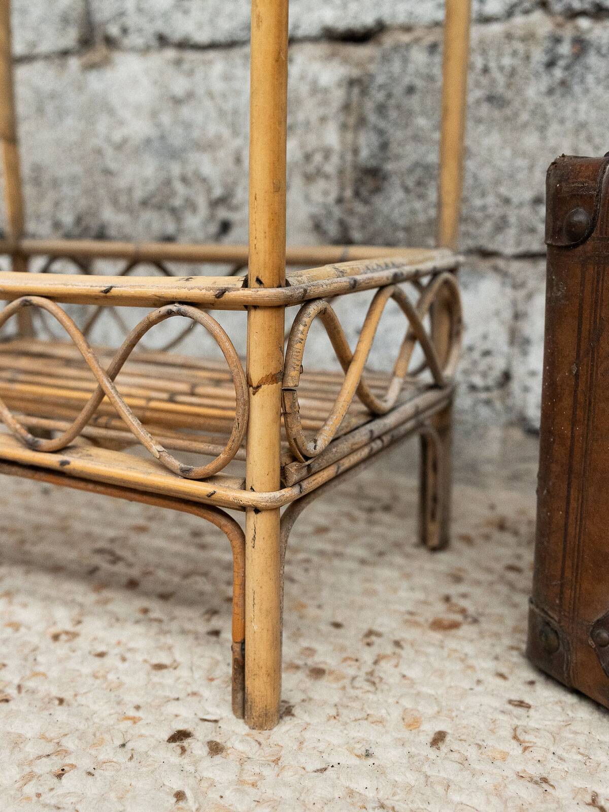 ✨ Petite étagère vintage en osier – esprit bohème ✨