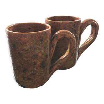 Paire de mugs brutalistes