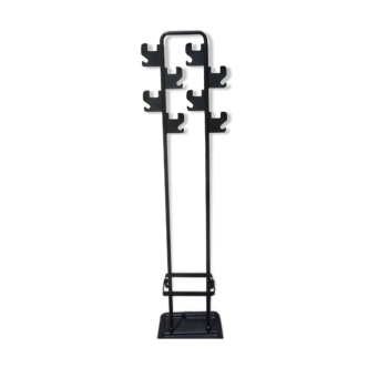 MANADE hanger to 1960
