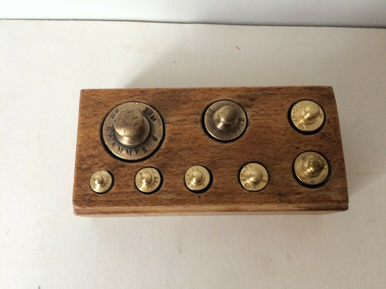 100g weight box