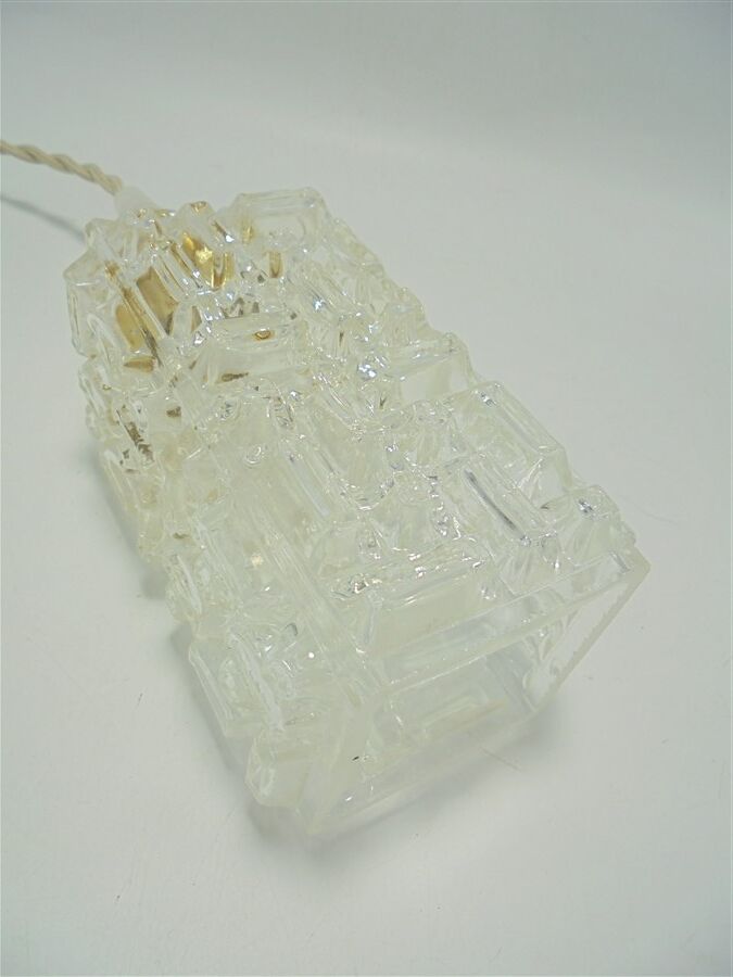Suspension en verre