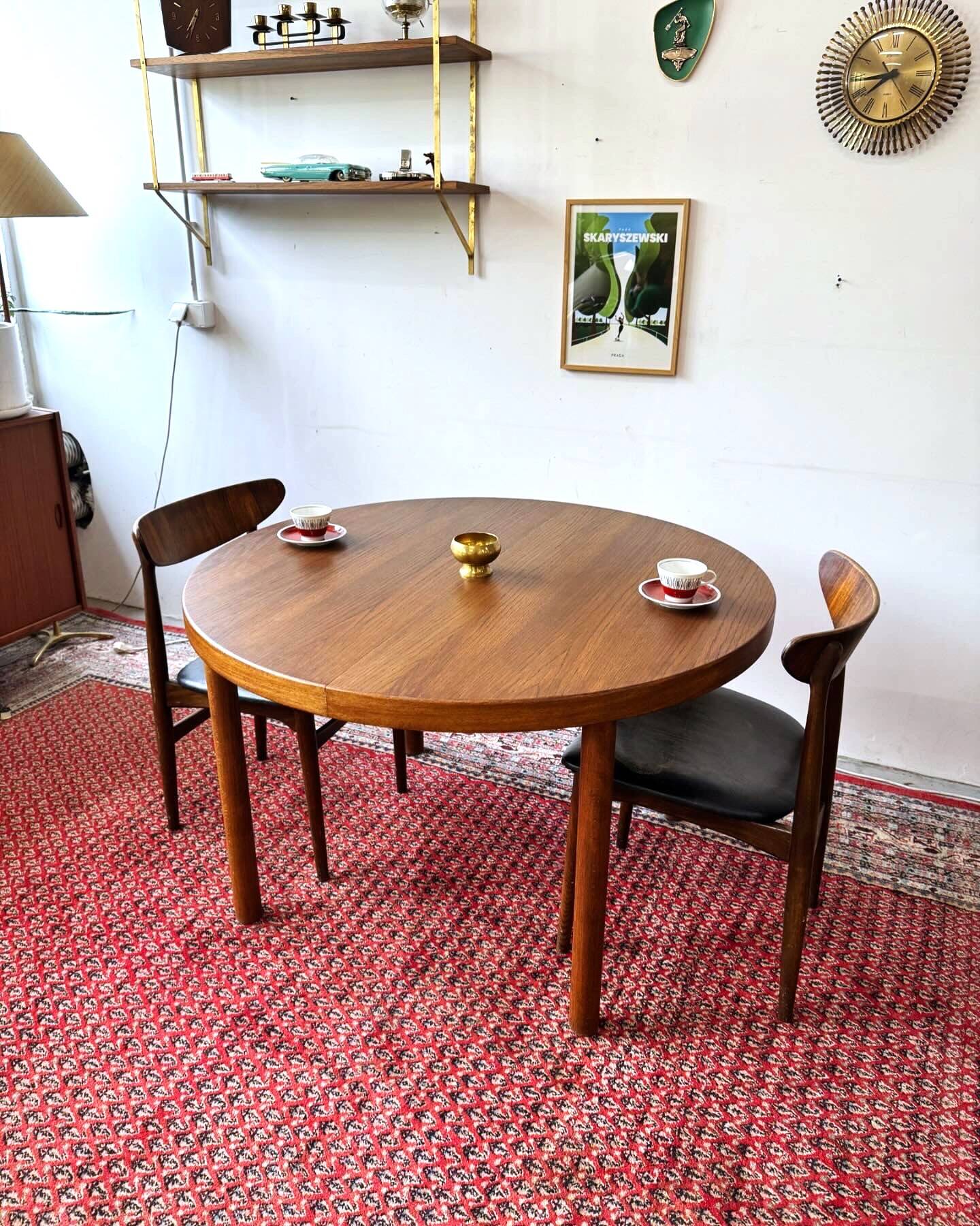 Expandable oak table, denmark 1960s/1970s, vintage, mid-c modern