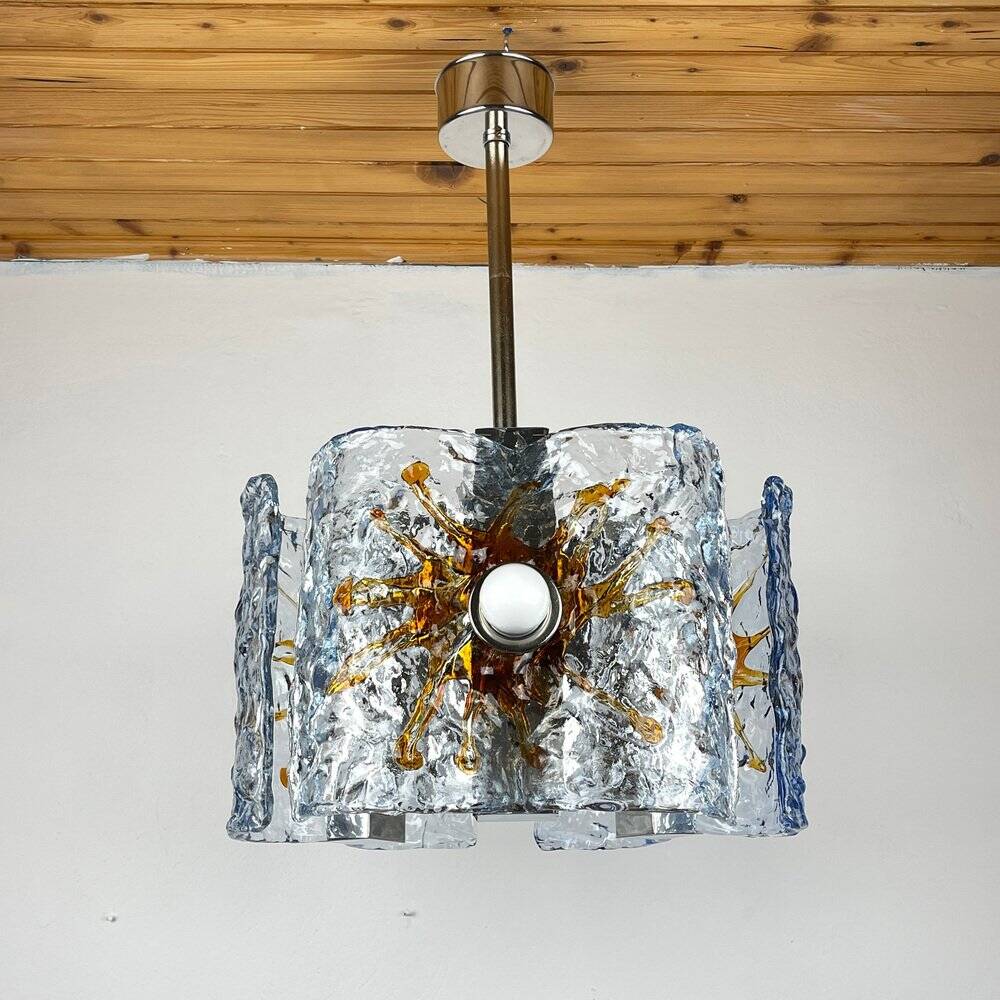 Mid-century Murano glass chandelier attributed to Toni Zuccheri for Mazzega, Italy, 1970s.