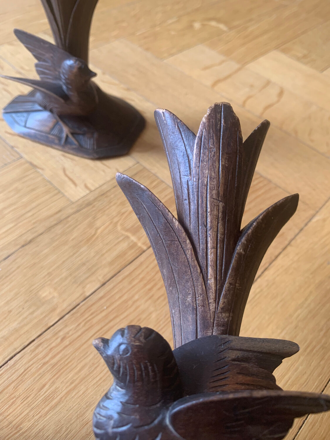Carved wooden bird candlesticks - Black Forest