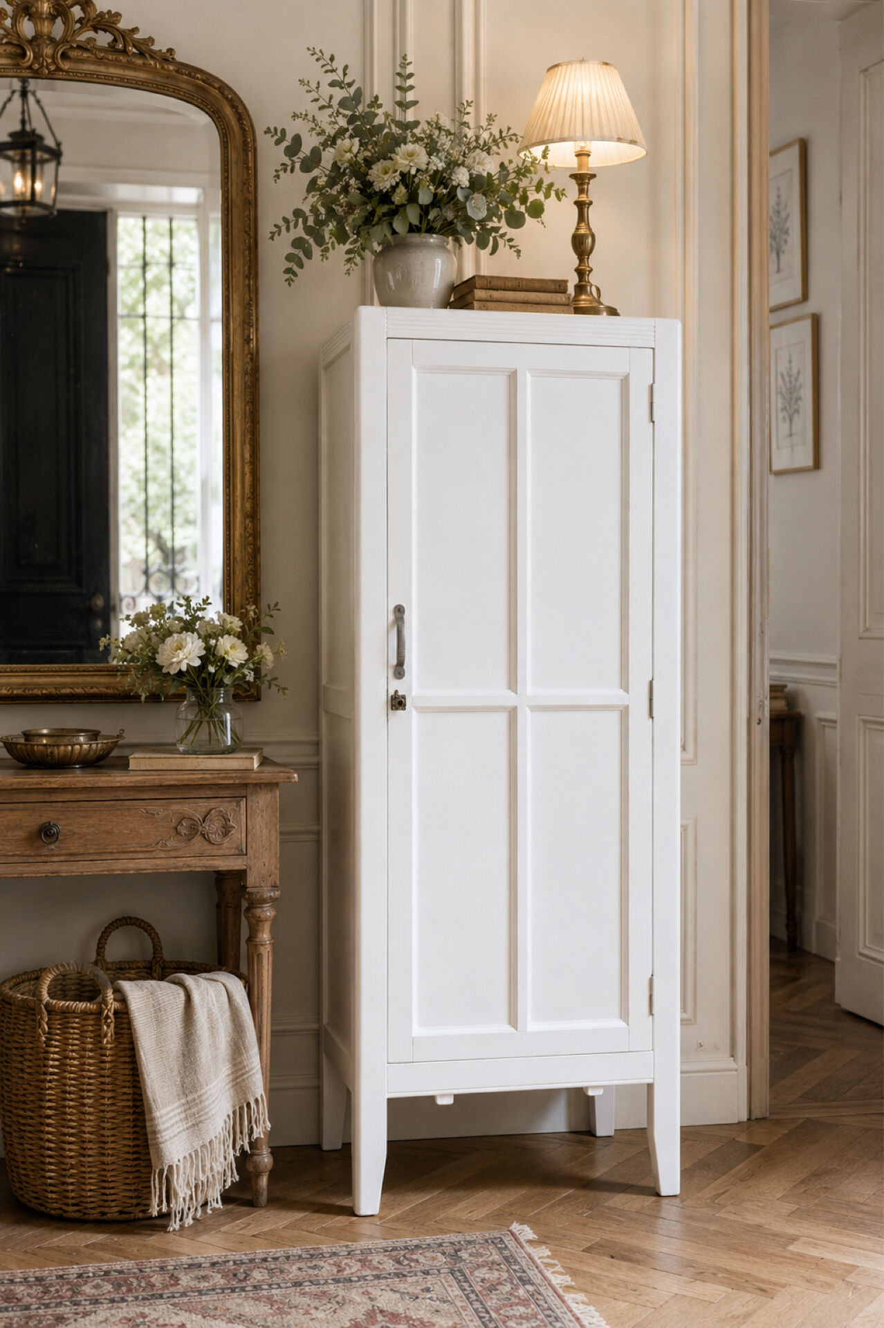 Armoire parisienne miniature ancienne