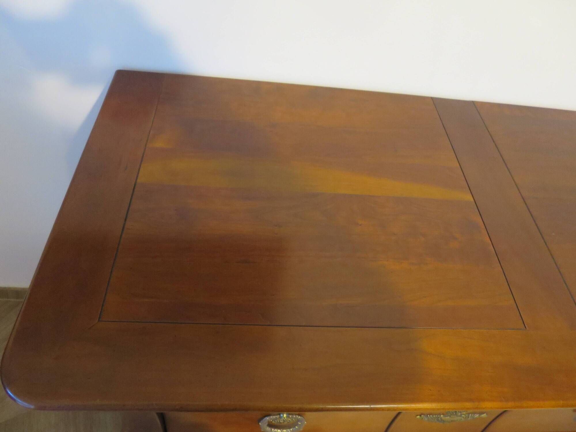 Rare - Pretty English chest of drawers - 3 drawers - solid wood "tomb" chest of drawers - Sourisseau cabinetmaker
