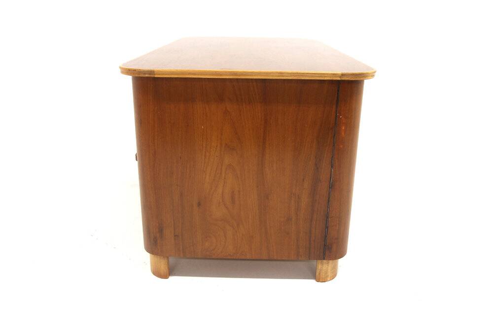 Scandinavian walnut desk, Swedish Modern, Sweden, 1940.