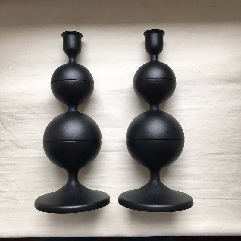 2 black metal ball candle holders 23.5 cm