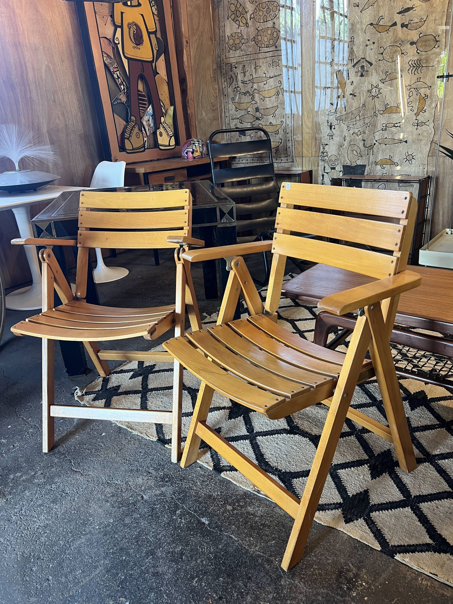 Paire de fauteuils Pliants en Bois par Clairitex