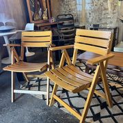 Paire de fauteuils Pliants en Bois par Clairitex