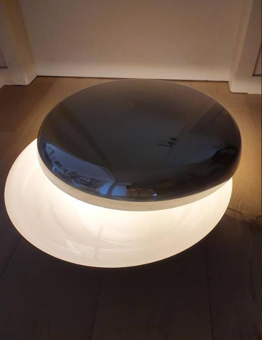 Fontana Arte Loop lamp