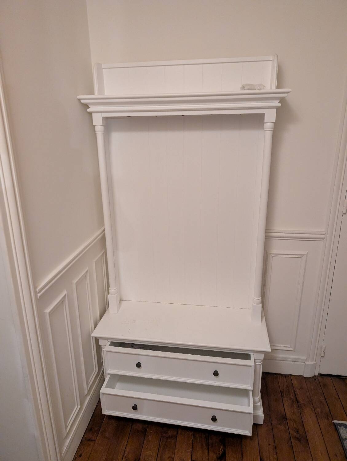 Hallway coat rack