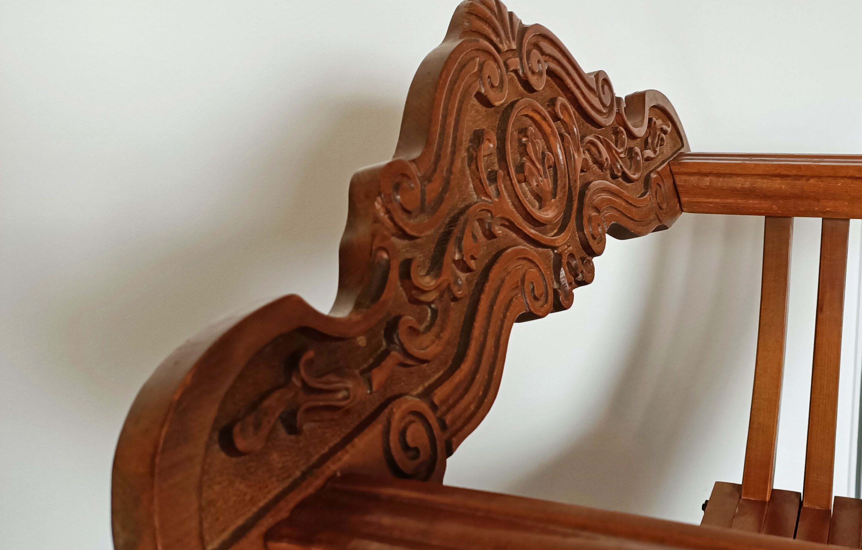 Fauteuil savonarola italien