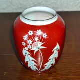Vase spechtsbrunn handgemalt in German porcelain with floral decoration