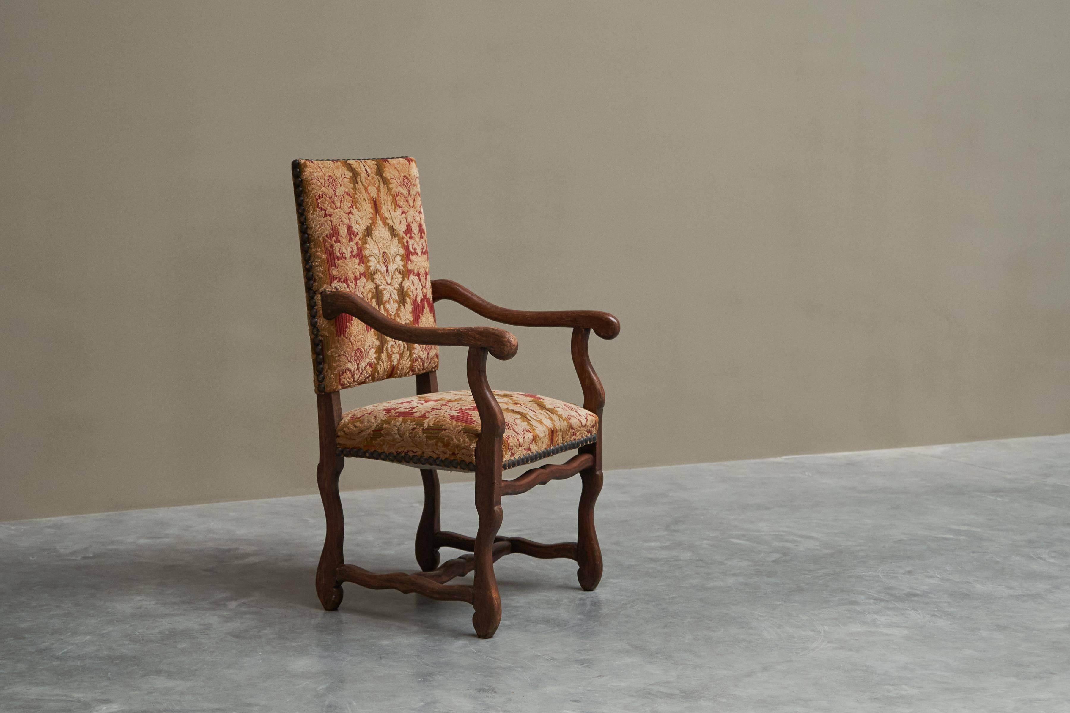 Sheep Bone Armchair in solid wood and 19th-century upholstery
