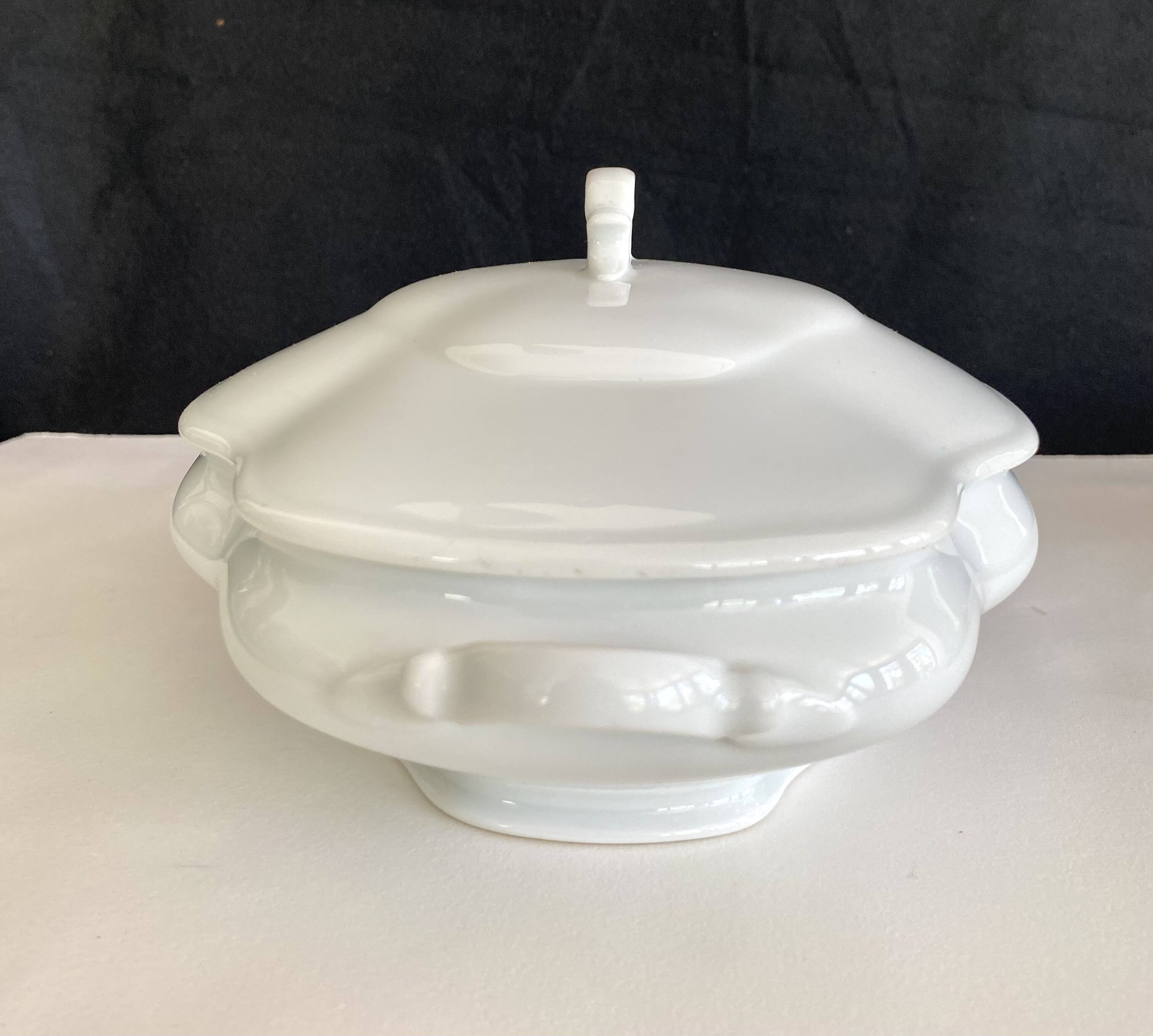 Limoges dish and its lid