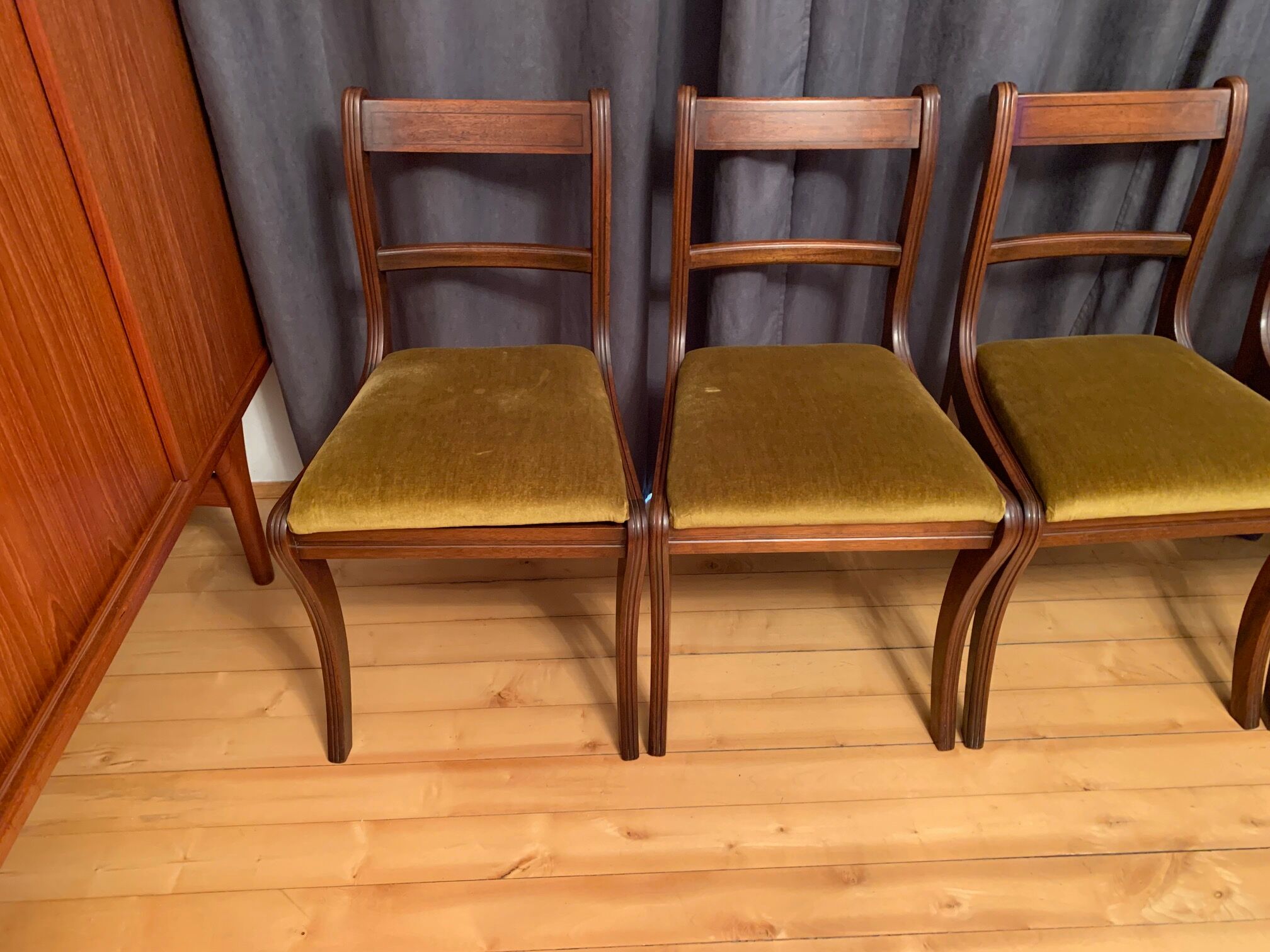 Ensemble de six chaises Regency Bevan Funnell Ltd Reprodux Angleterre années 1970