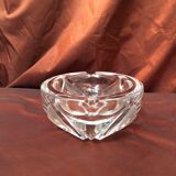 Round cut crystal ashtray signed dimension: height -8cm- diameter -16cm-