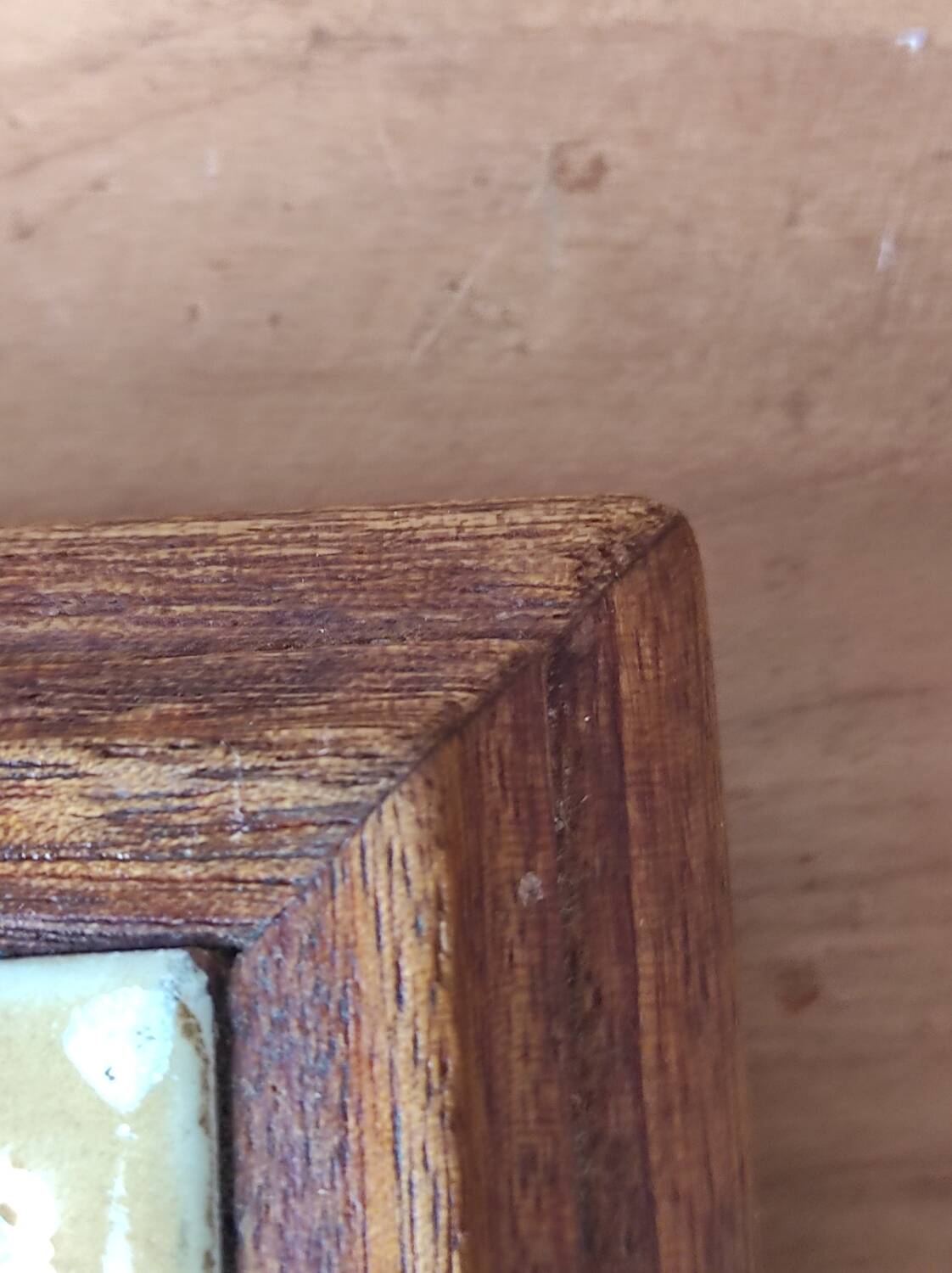 Wooden and ceramic trivet