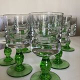 Set de 12 verres gobelets massifs à pied 1960