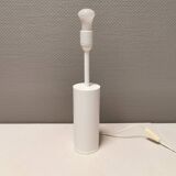 Classic table lamps in white lacquered metal from Danish Horn lighting 1980-90s.