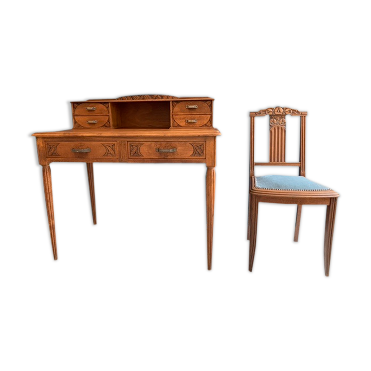 Secretary's office with an art deco chair