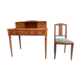 Secretary's office with an art deco chair