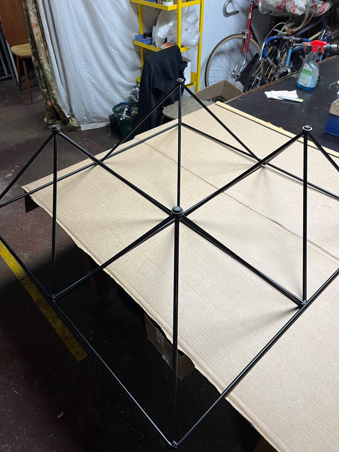 Alanda-style glass and steel coffee table from 1990.