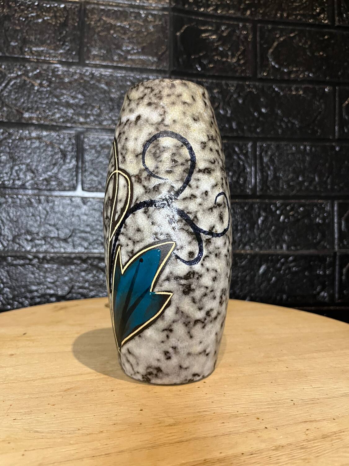 Ceramic vase with flower decor