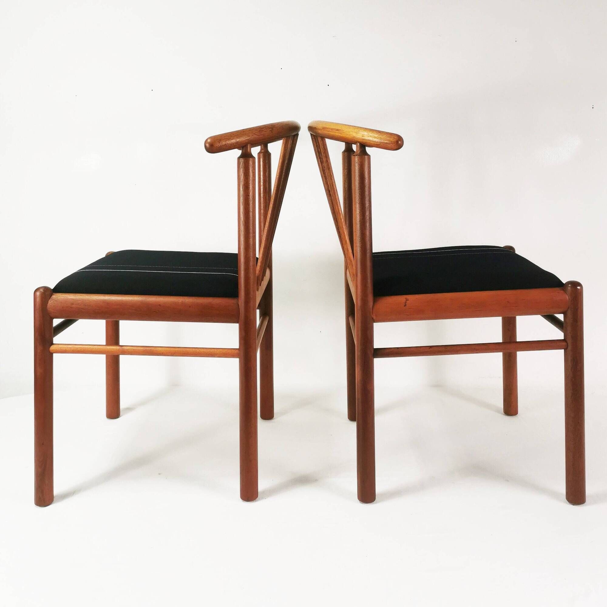 Ensemble de 6 chaises en teck, style Mid-Century, Danemark, années 1970.