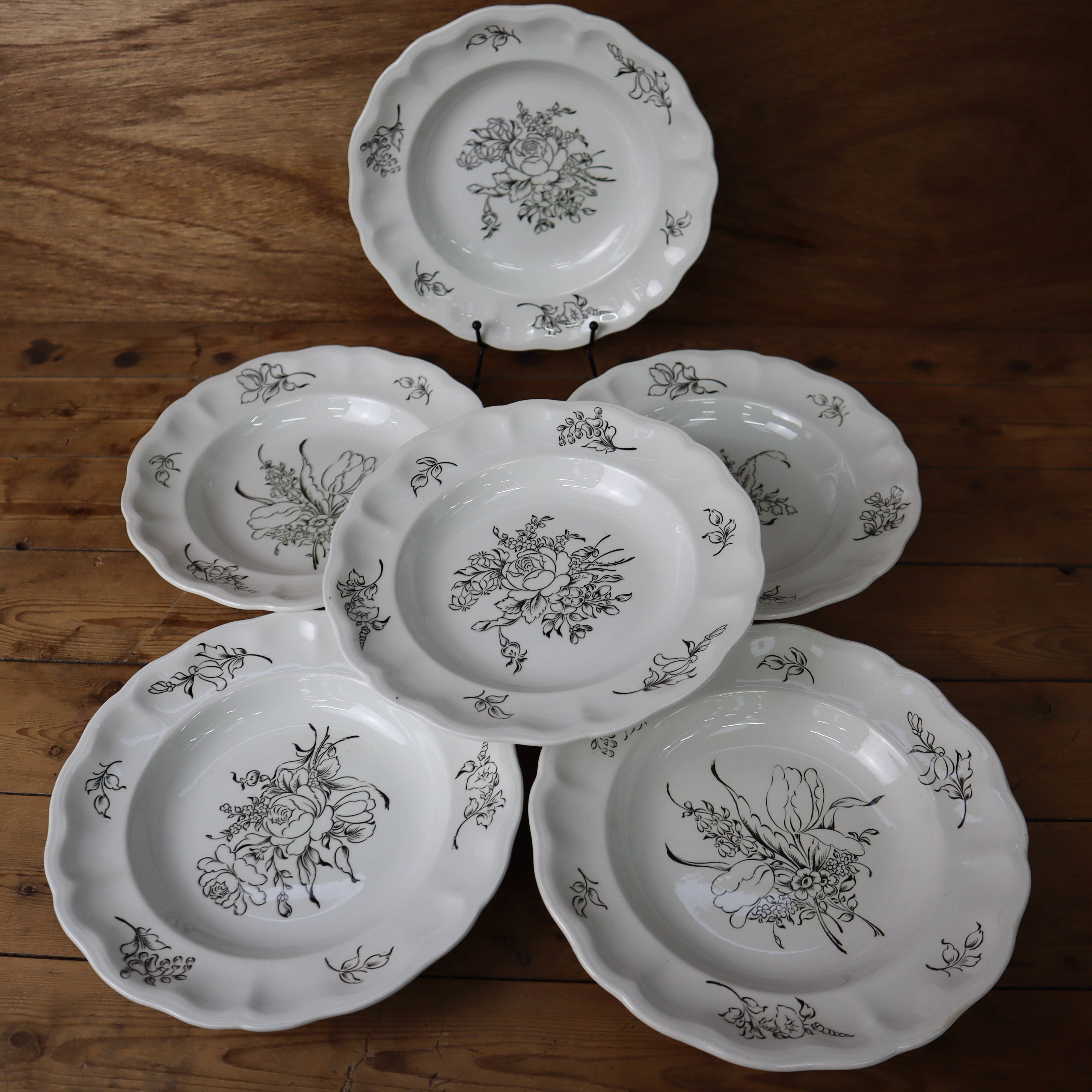 Set of 6 hollow plates in half Lunéville porcelain