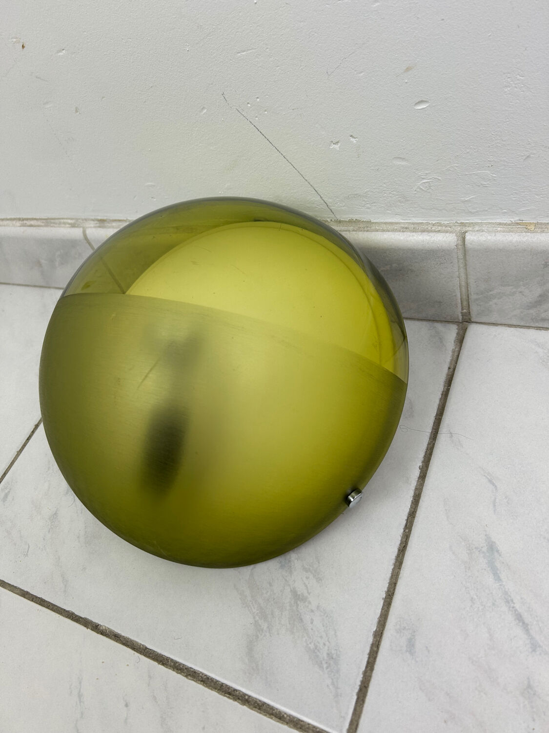 Guzzini wall lamp model 'Medio'