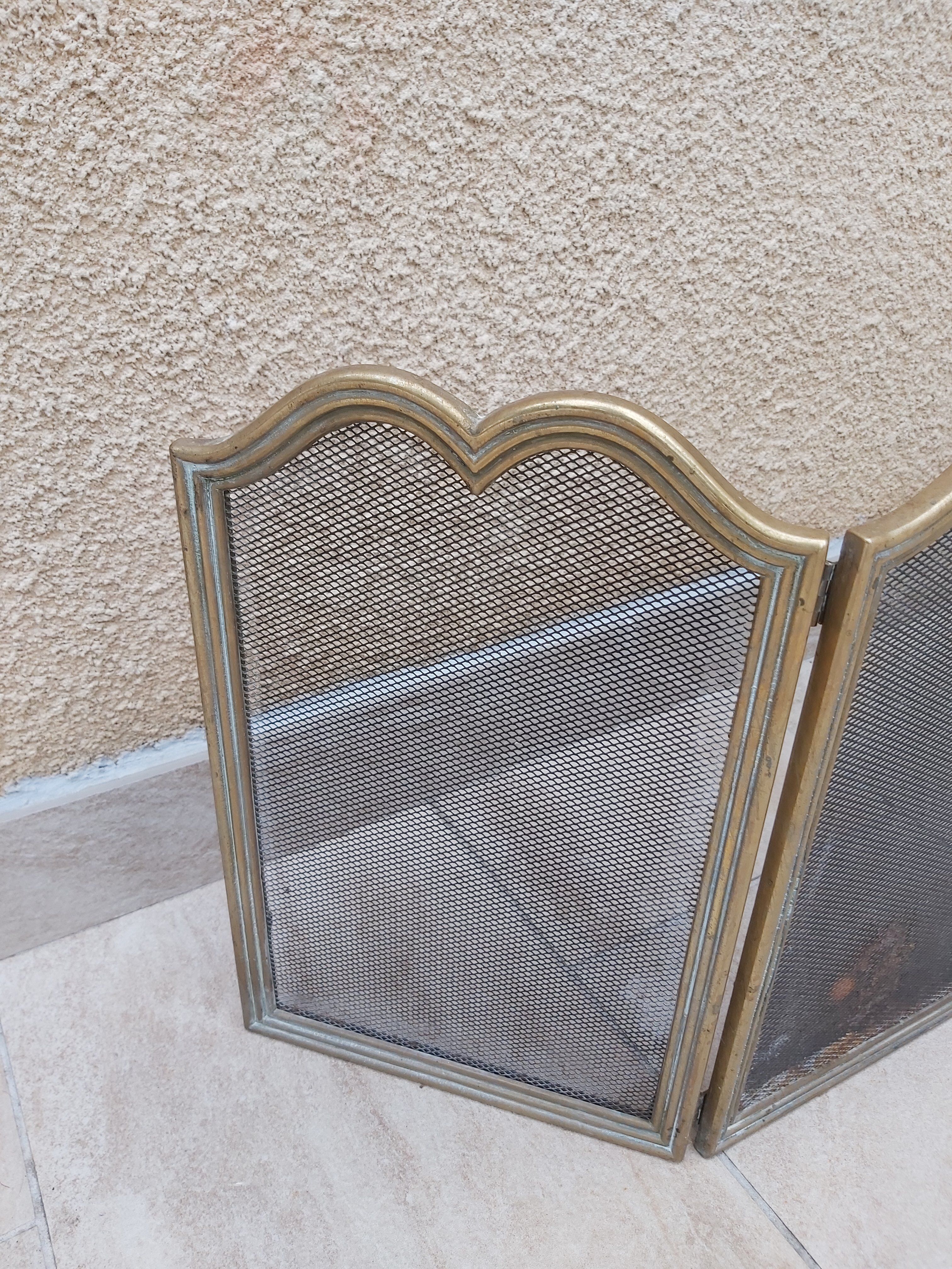 Brass fireplace screen