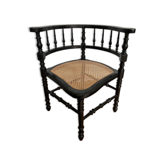 Armchair canine corner with Napoleon III balusters