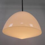 Lampe d'école ancienne avec une grande boule en verre opale, années 1930