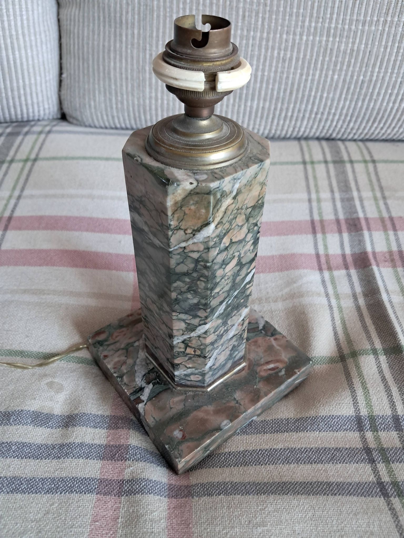 Lampe vintage en marbre